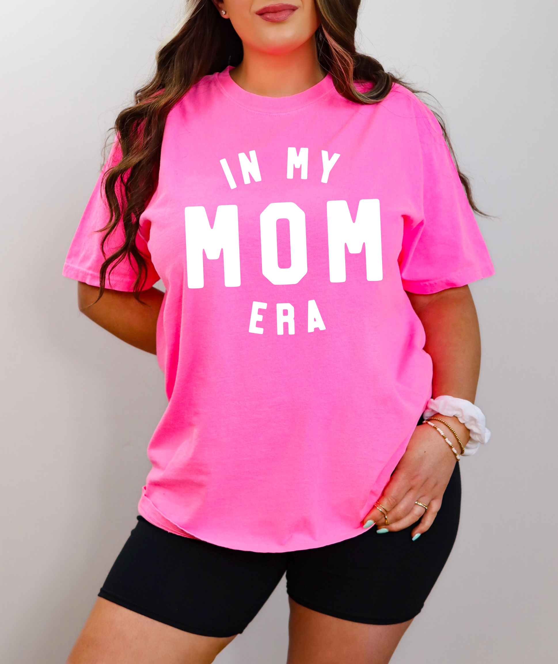 http://littlethreadco.com/cdn/shop/files/inmymomerapink_whitemockup.png?v=1691287496