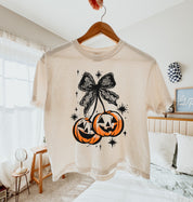 Bow Pumpkins Mid-Length Conservative Crop Boxy T-Shirt