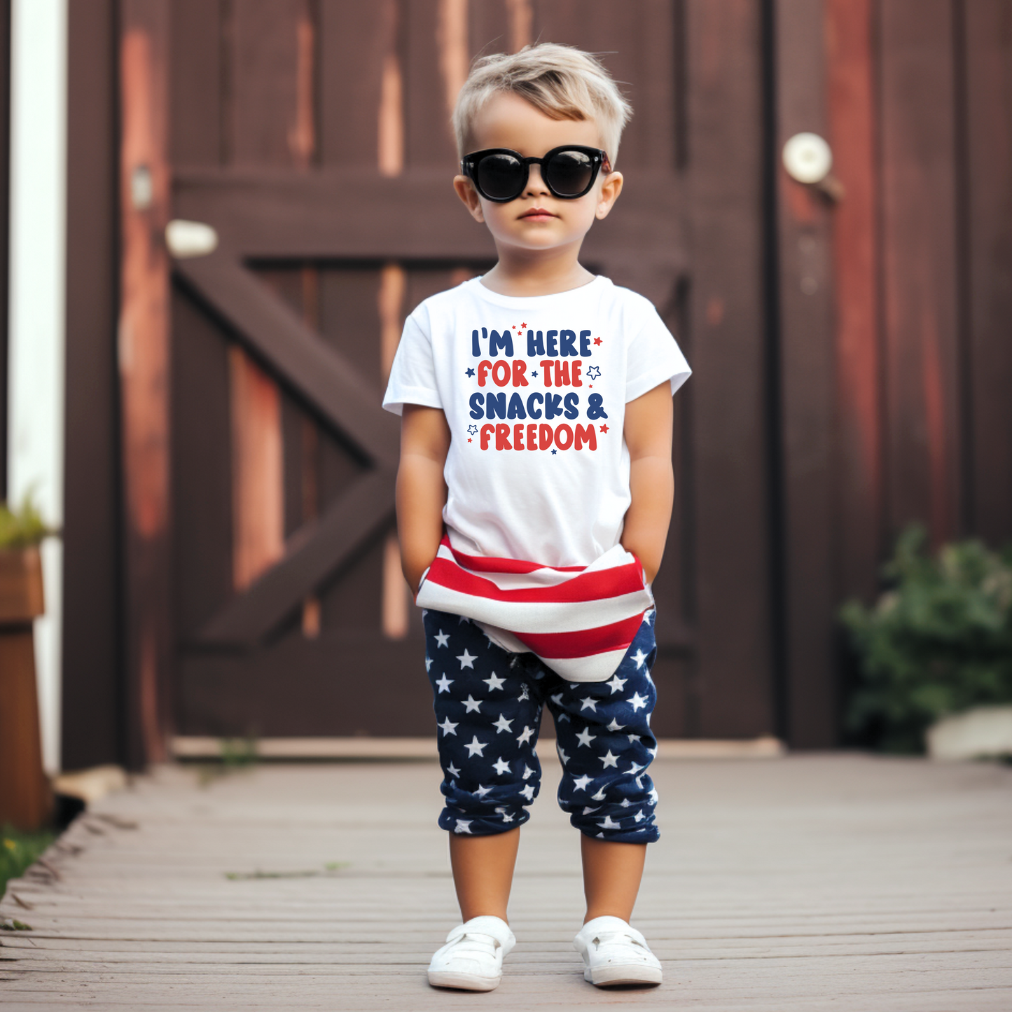 I'm Here For The Snacks & Freedom Toddler T-Shirt