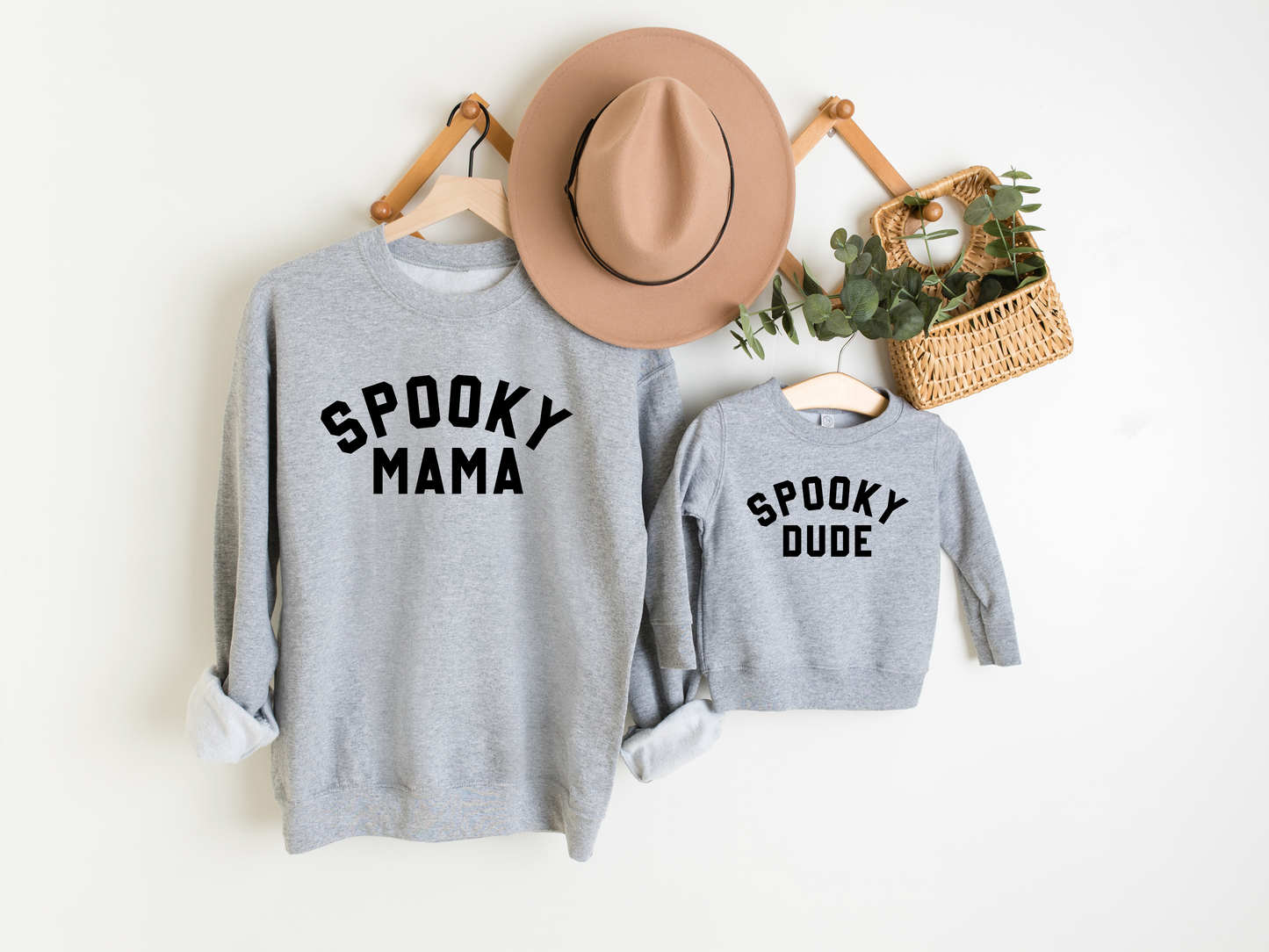 Spooky Mama Crewneck Sweatshirt