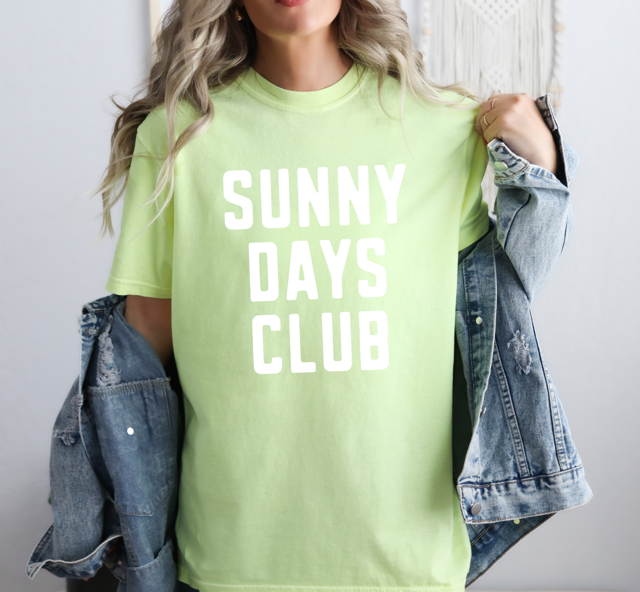 sunnydaysclub_fc84fdb2-a5bb-4701-8d10-f8098e007cdf.png