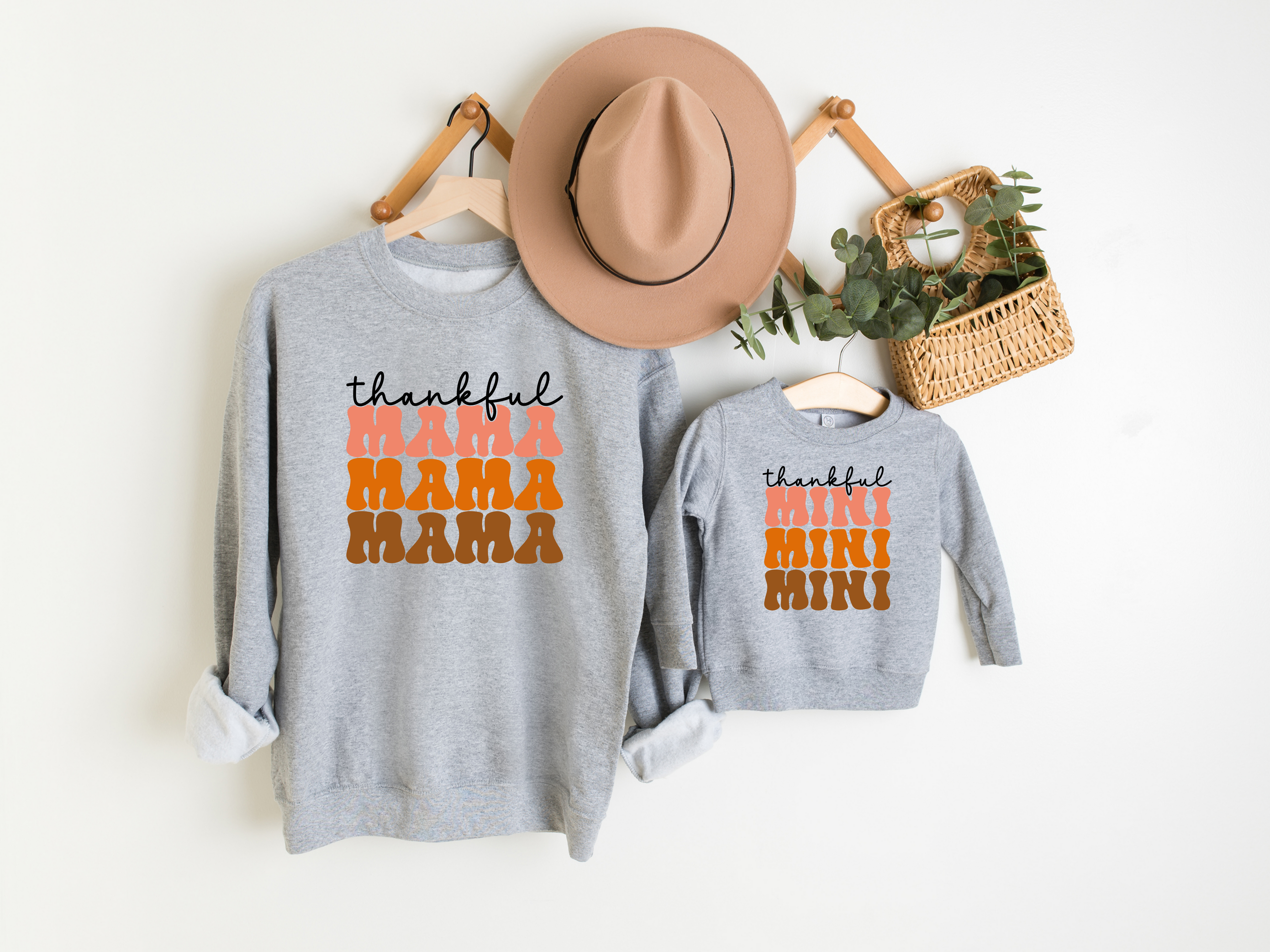 thankfulmama_minimockup_ed0854bf-52f4-44b7-a514-4f6f0d276a2e.png