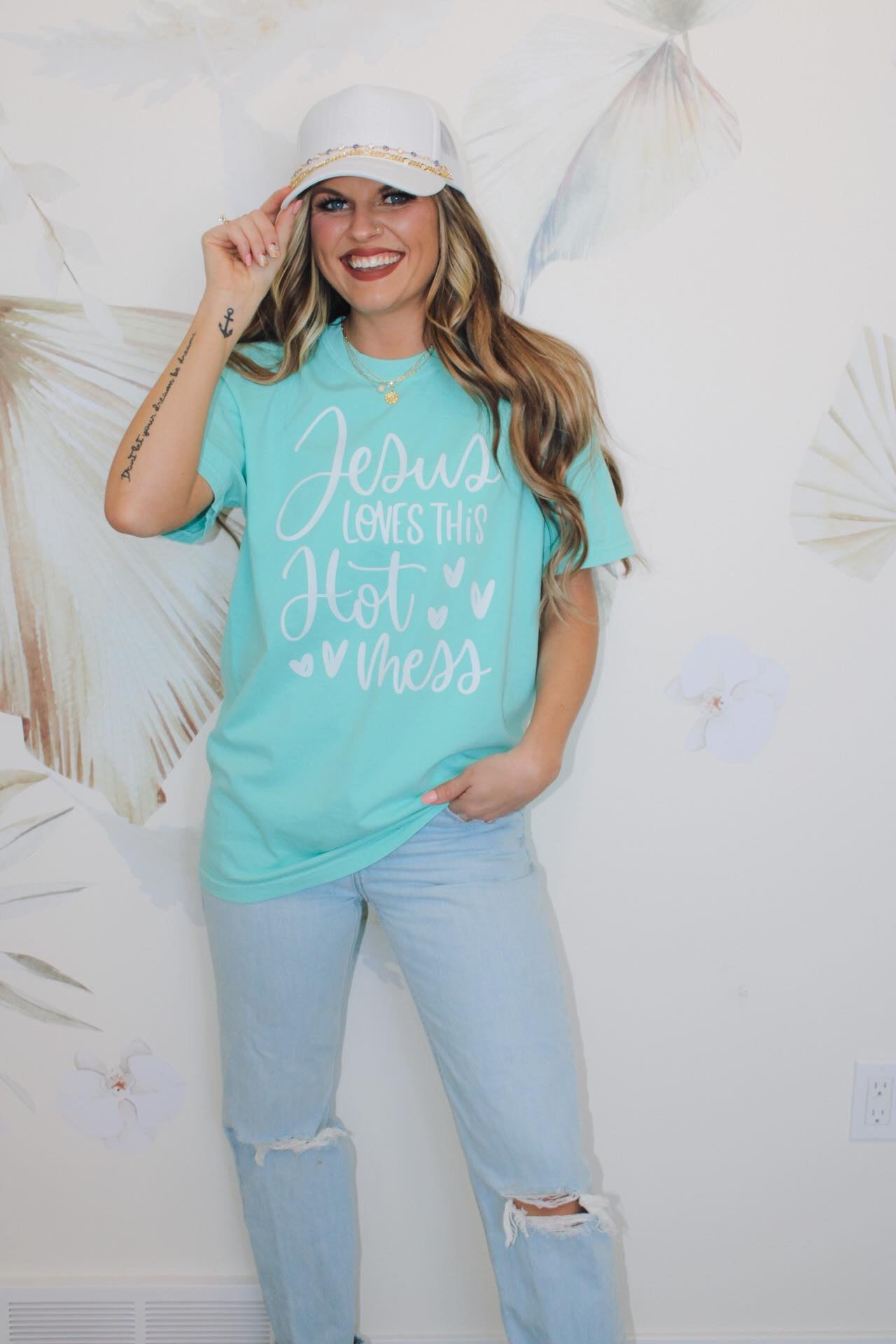 Jesus Loves This Hot Mess Short Sleeve T-Shirt
